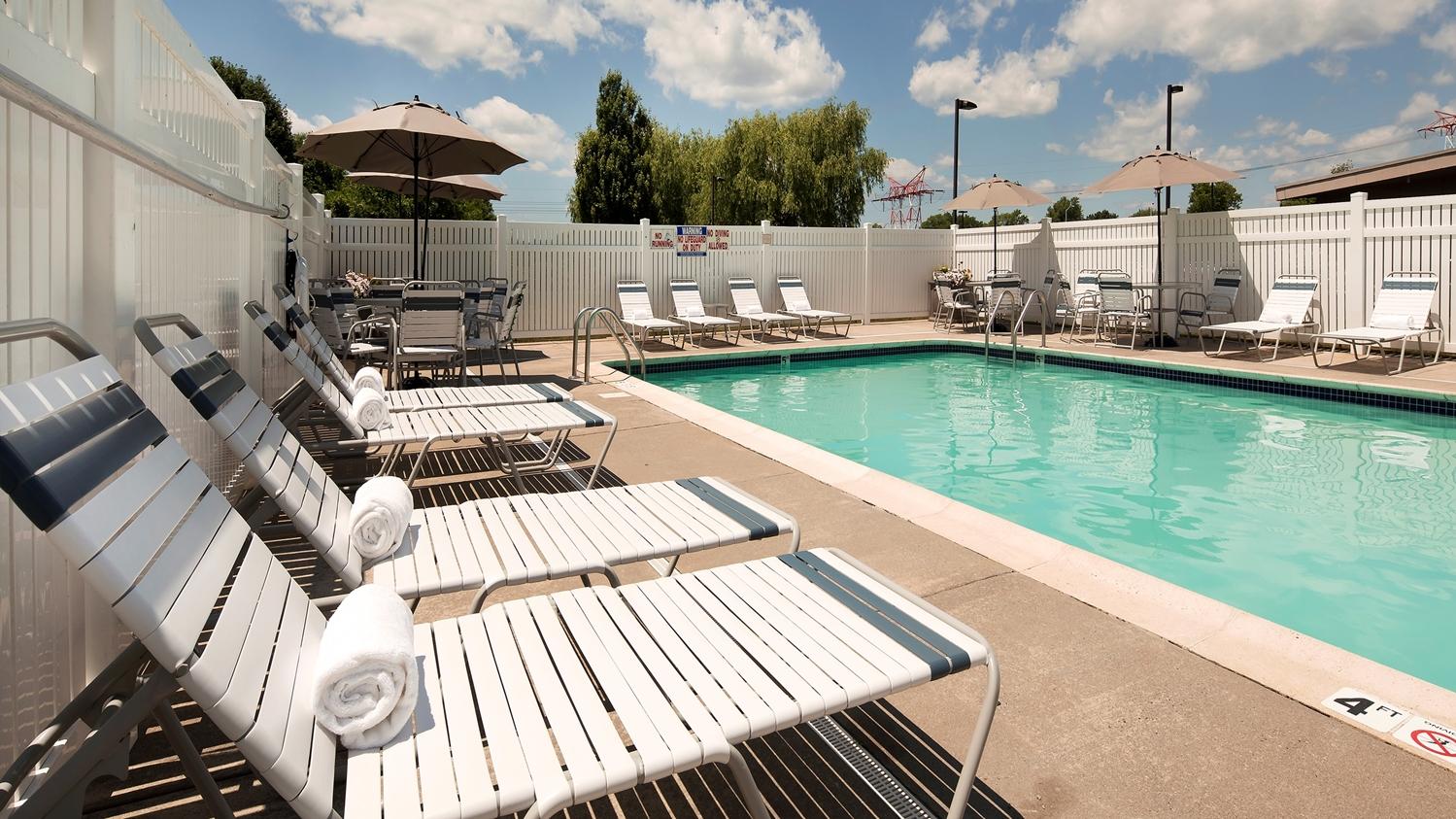 Best Western Hartford Hotel And Suites מראה חיצוני תמונה